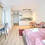 Aboutartapartments - Otynska 4 شقة فروتسواف