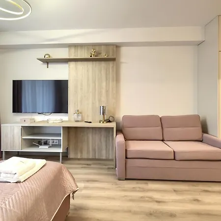 Apartment Aboutartapartments - Otynska 4
