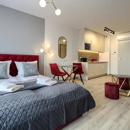 Apartment Aboutartapartments - Otynska 4 *