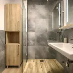 Aboutartapartments - Otynska 4 *