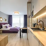 Apartmán Aboutartapartments - Otynska 4 *