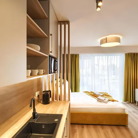 Aboutartapartments - Otynska 4 *