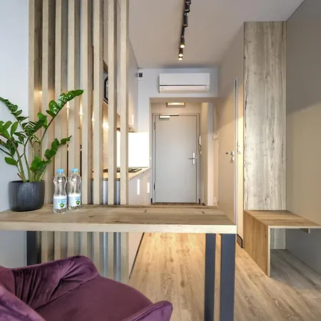 Aboutartapartments - Otynska 4